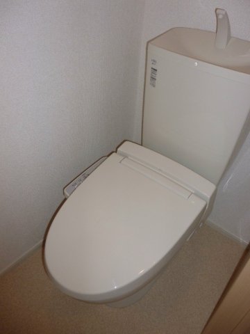 トイレ　落ち着いたトイレです