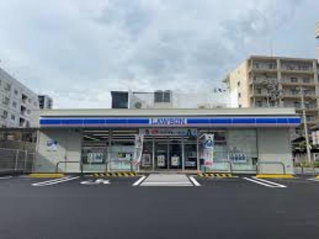 コンビニ　ローソン　姫路古二階町店（コンビニ）まで558m