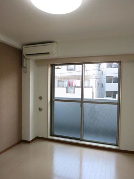 居室・リビング　※別部屋参考写真