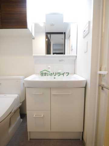 玄関　GENOVIA四谷三丁目greenveil
