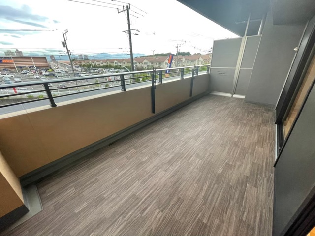 バルコニー　別部屋参考写真です