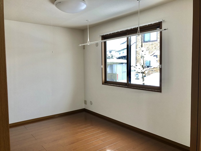 その他設備　室内物干し機