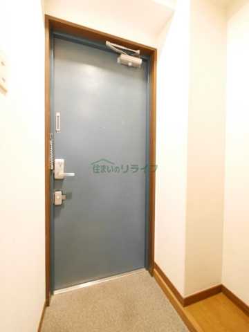 CASA DEL GLICINEの玄関写真