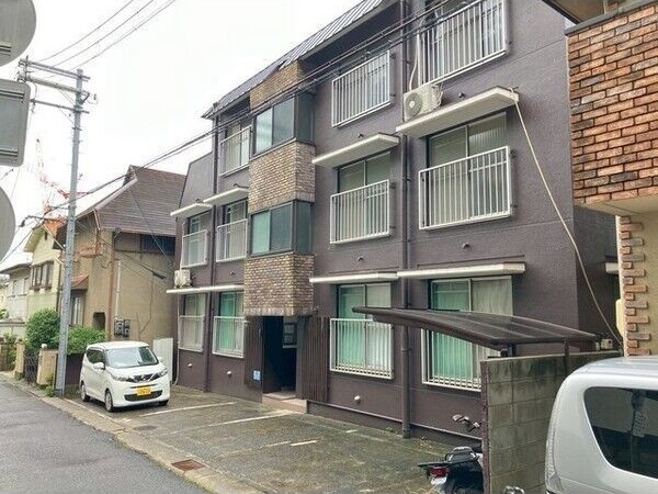地下鉄西神・山手線 県庁前駅 徒歩15分 築49年