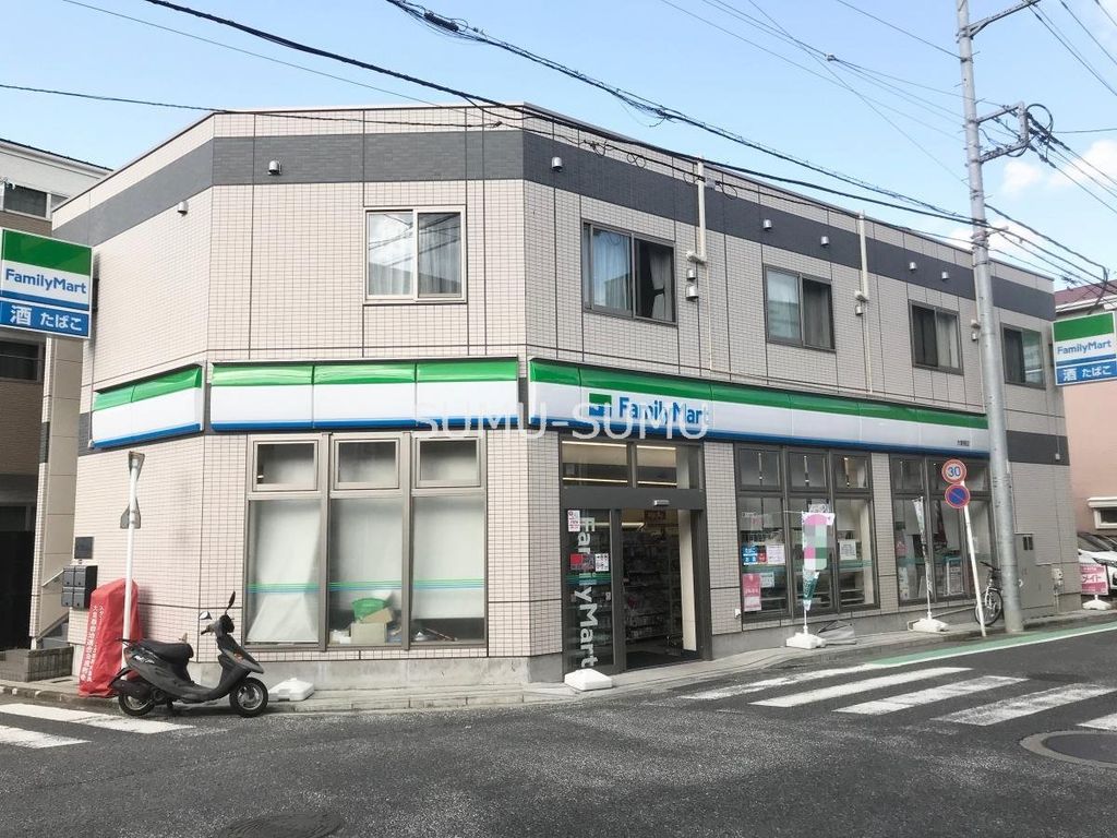 コンビニ　ファミリーマート大曽根店（コンビニ）まで370m