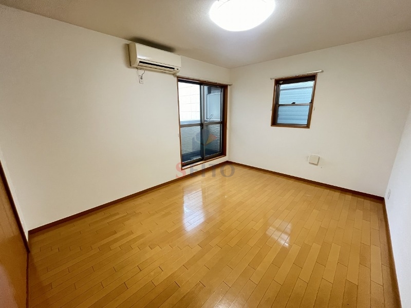 ヴィラ豊中本町の居間写真
