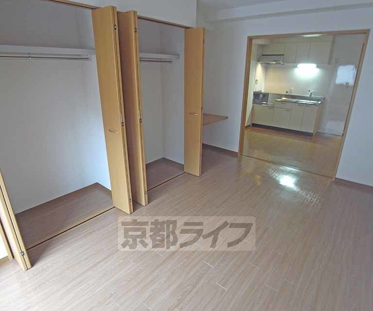 居室・リビング　プチ書斎スペース付き