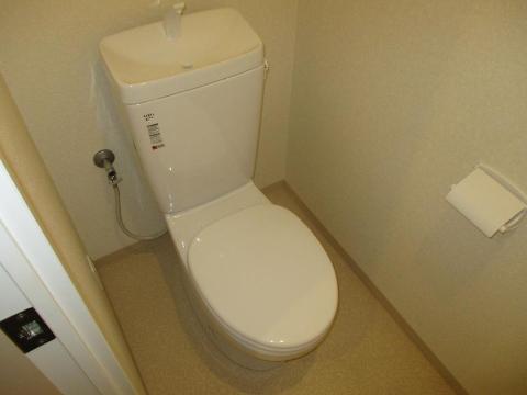 フォンターナ名昭のトイレ写真