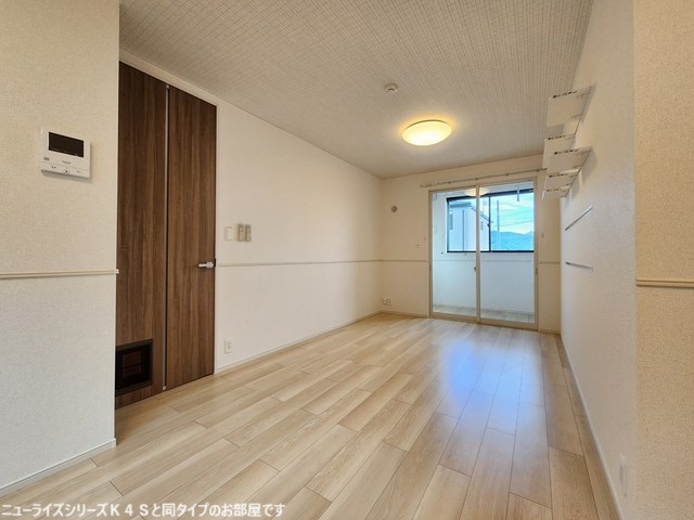 ＪＲ宇野線 大元駅 徒歩15分 2階建 築1年の居間写真