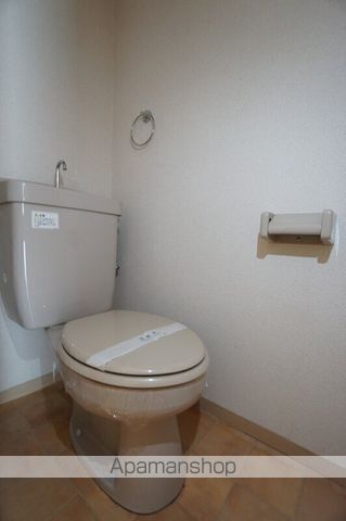 山陽新幹線 博多駅 徒歩8分 12階建 築26年のトイレ写真