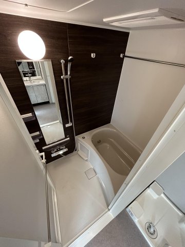 バス・シャワールーム　※別部屋の参考写真です。