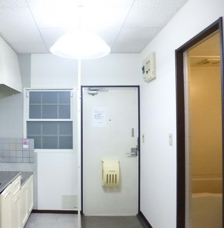 コンフォルト下北沢の玄関写真