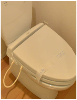 京急本線 平和島駅 徒歩10分 4階建 築19年のトイレ写真
