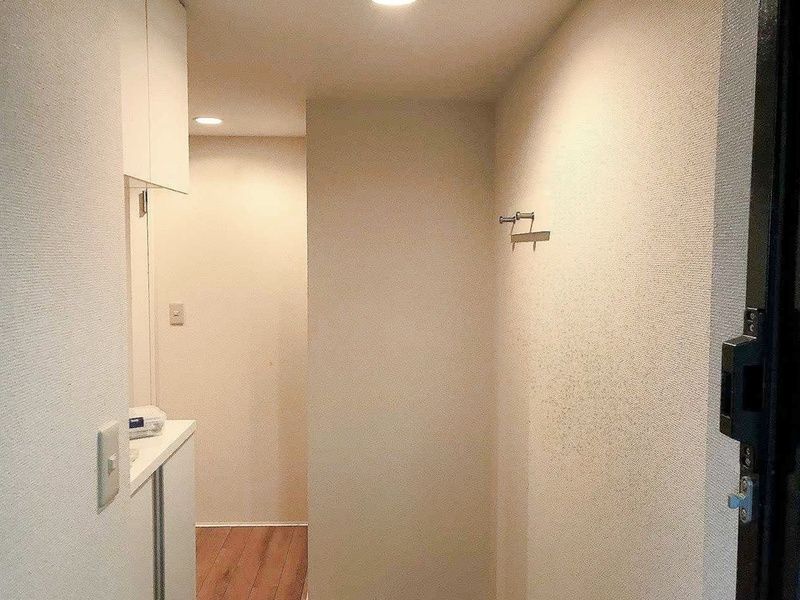 都営大江戸線 森下駅 徒歩5分 5階建 築13年の玄関写真