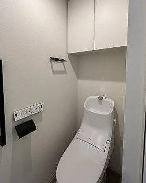 トイレ　同タイプ部屋　参考写真です