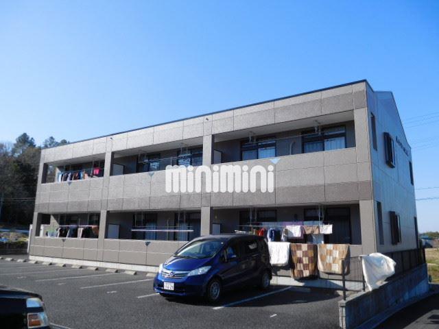 建物外観　日当たりの良い、落ち着いた色目の外観。