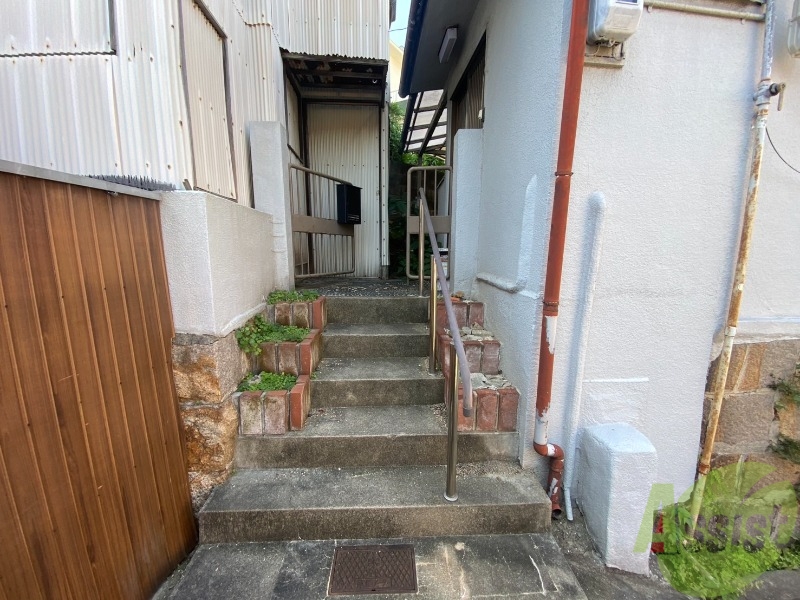 熊野町5丁目連棟住居の外観写真
