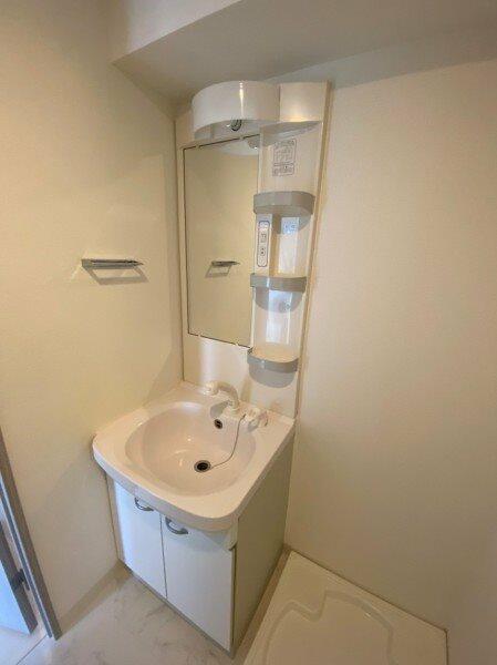 洗面設備　※参考写真