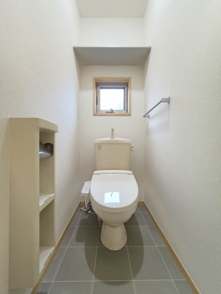 トイレ　コンパクトで使いやすいトイレです