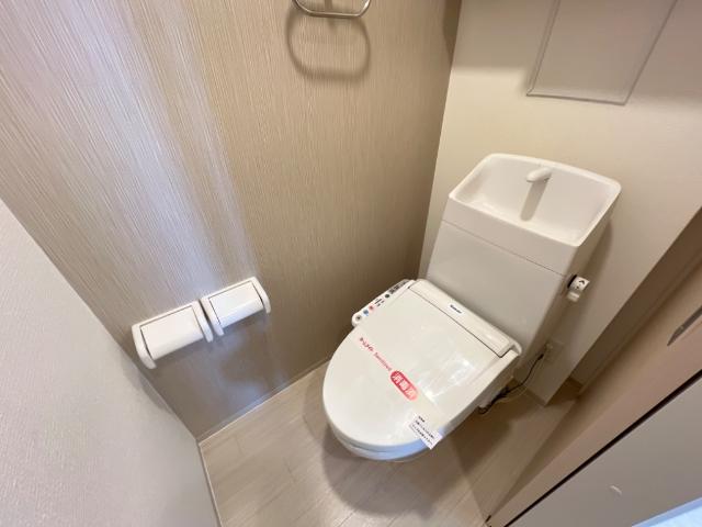 トイレ　シャワー付トイレ