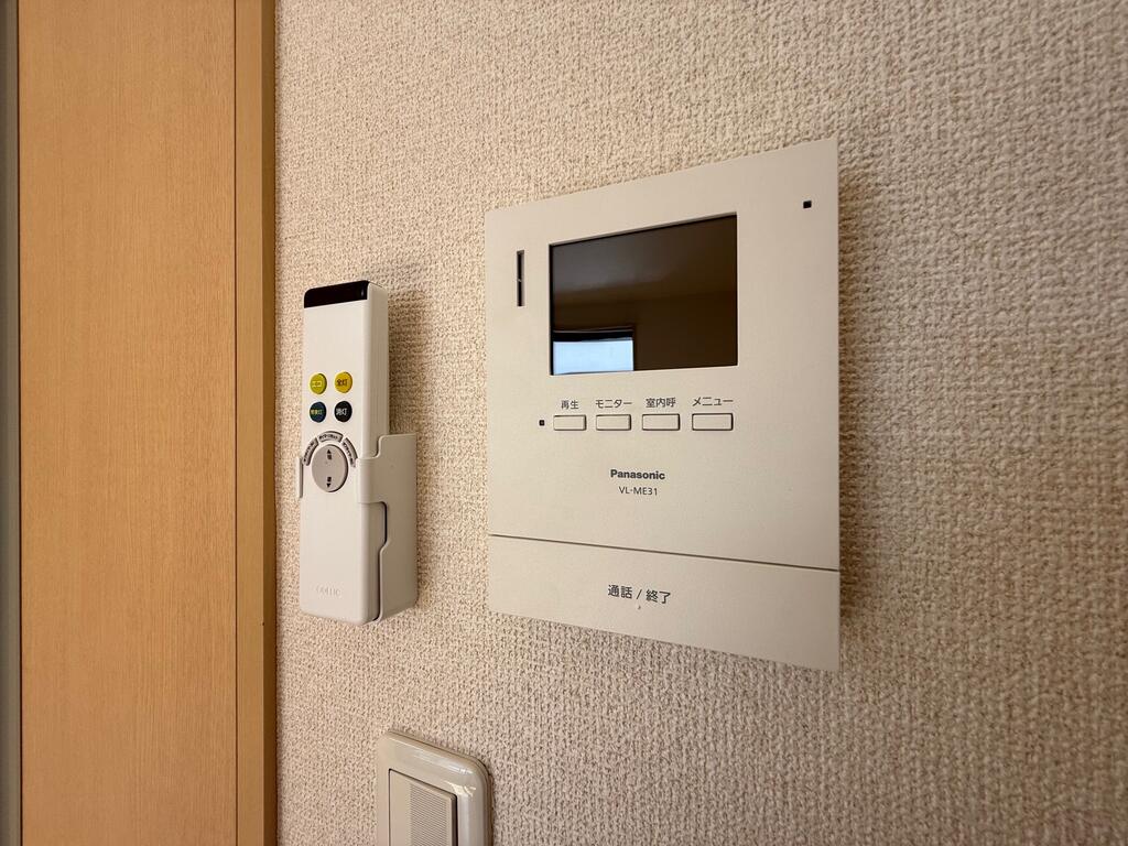 セキュリティ　モニターホン交換しました！！