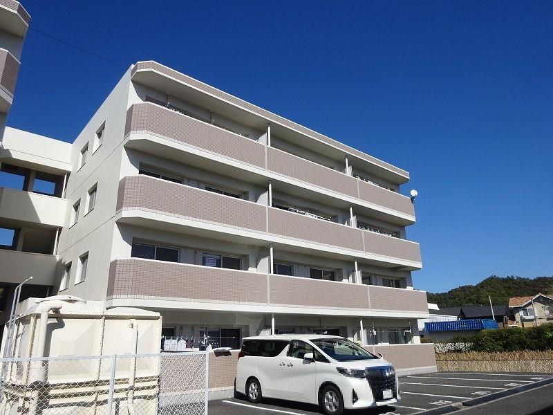 グレイスフル清和・東館の建物外観