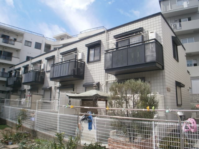 建物外観　全戸南向きの物件です