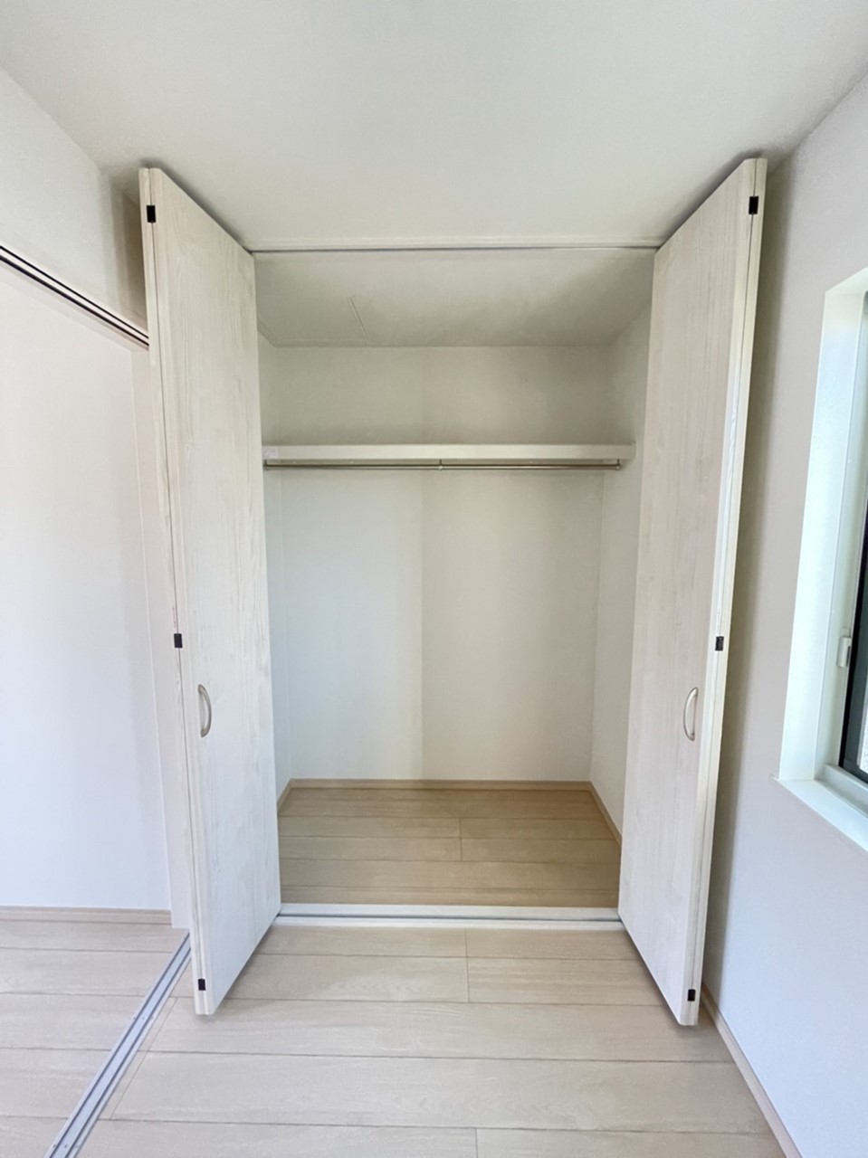 収納　※同物件、別部屋の写真です。
