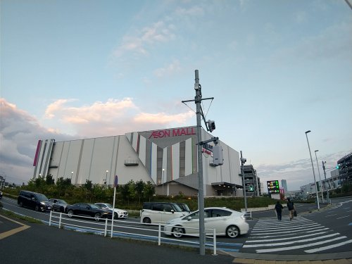 【千葉市花見川区花園のアパートのショッピングセンター】