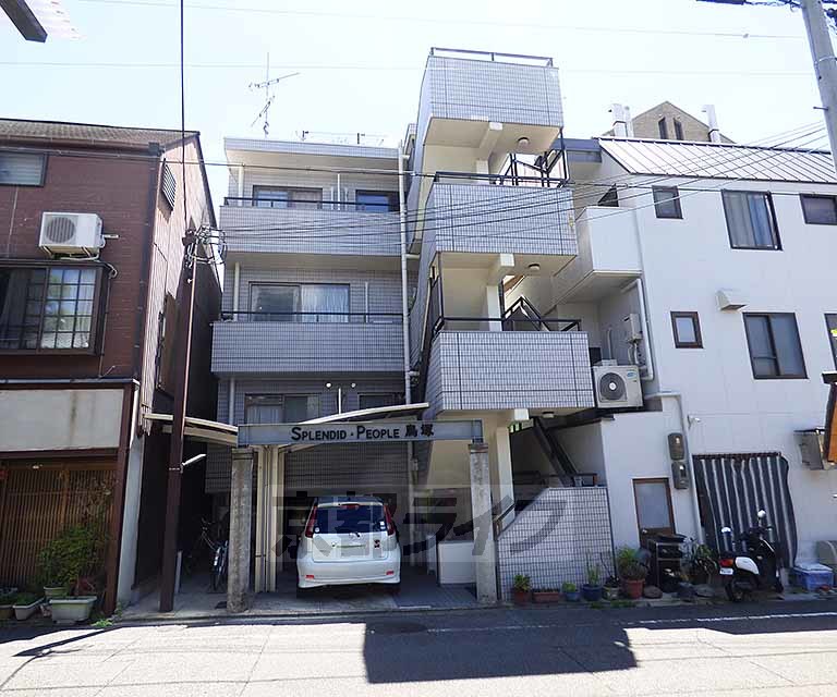 京都市北区平野宮西町のマンションの建物外観