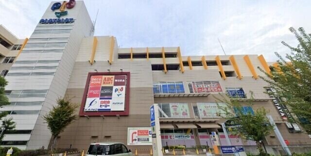 【堺市堺区戎之町西のマンションのショッピングセンター】