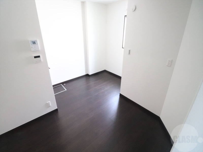 居室・リビング　７帖の洋室です