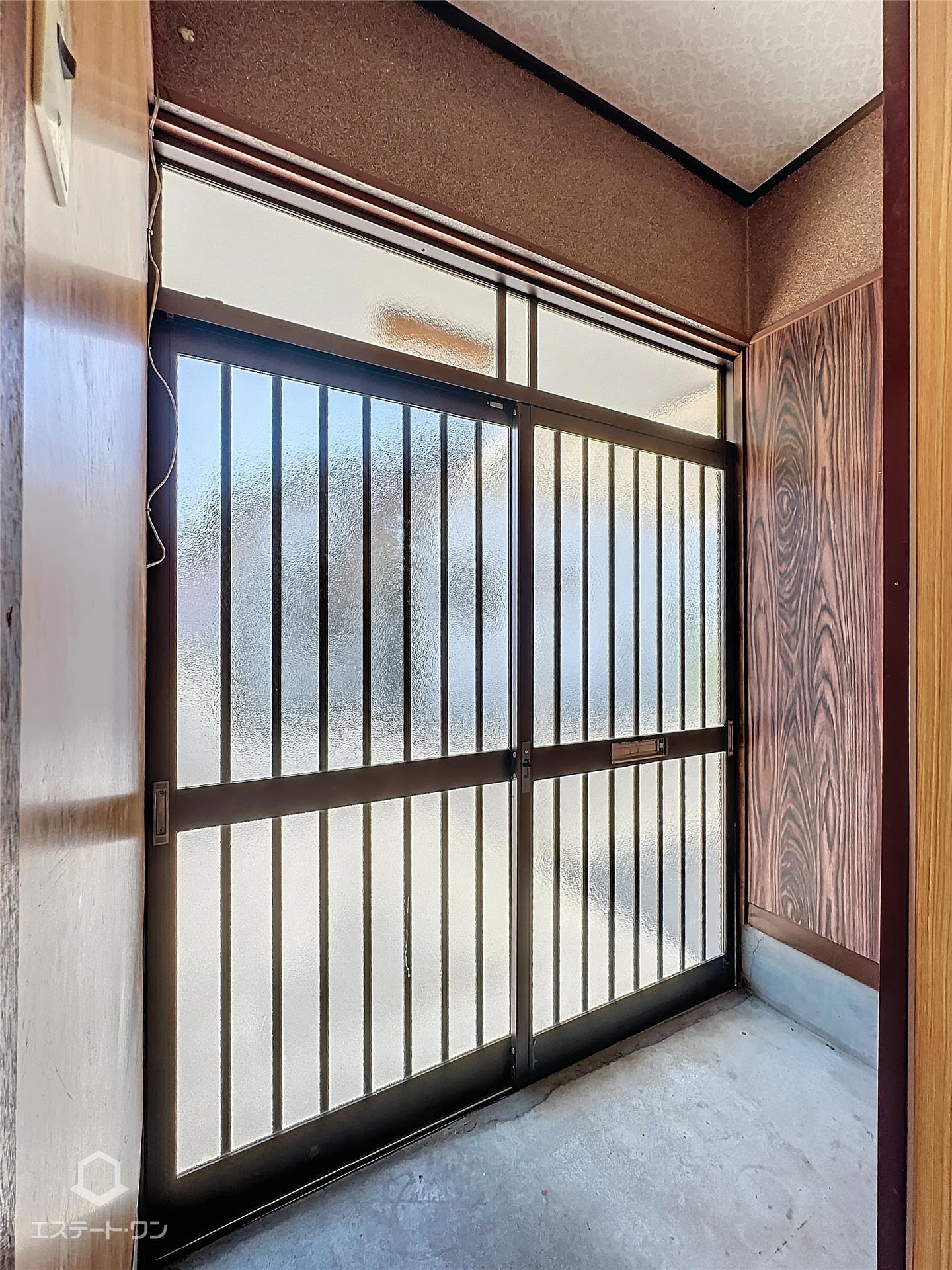 玄関　日差したっぷりの玄関です★