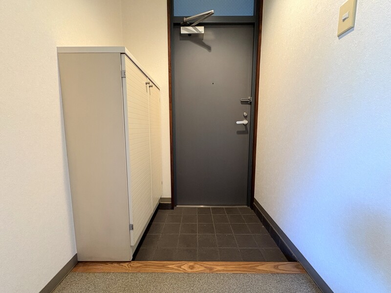 【ベルセブンの玄関】