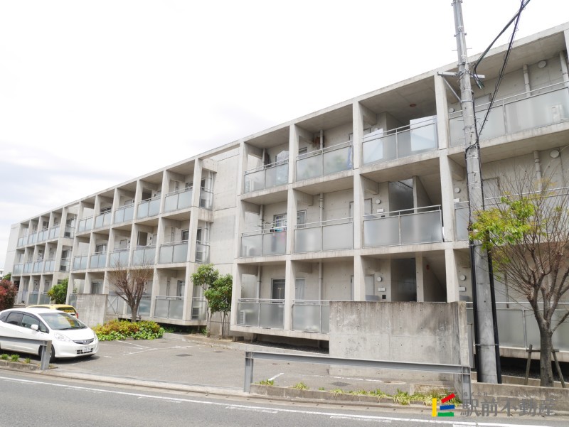 古賀市古賀のマンションの建物外観