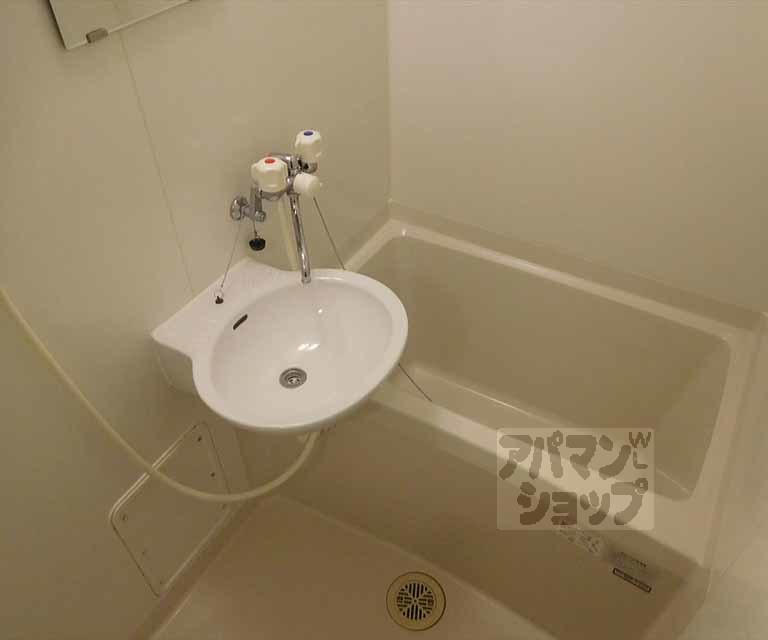 バス・シャワールーム　セパレートです