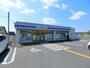 コンビニ　ローソン京田辺草内店（コンビニ）まで592m