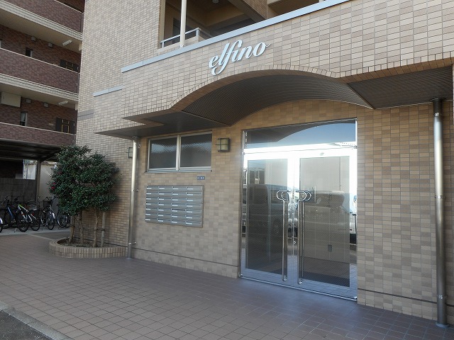 エントランス　毎日通るエントランスはこのようになっています