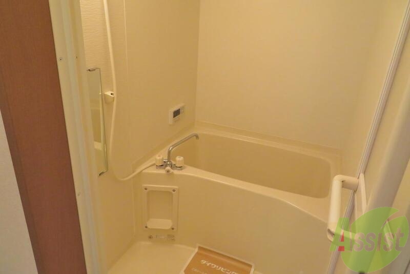 バス・シャワールーム　ピカピカのお風呂がいいですね、ゆっくり疲れを癒せそう