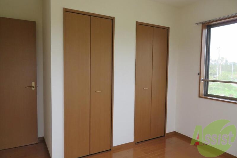 収納　こちらは北側の６．６帖洋室にあるクローゼットです