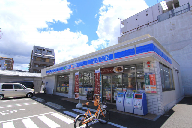 コンビニ　ローソン松山河原町店（コンビニ）まで110m