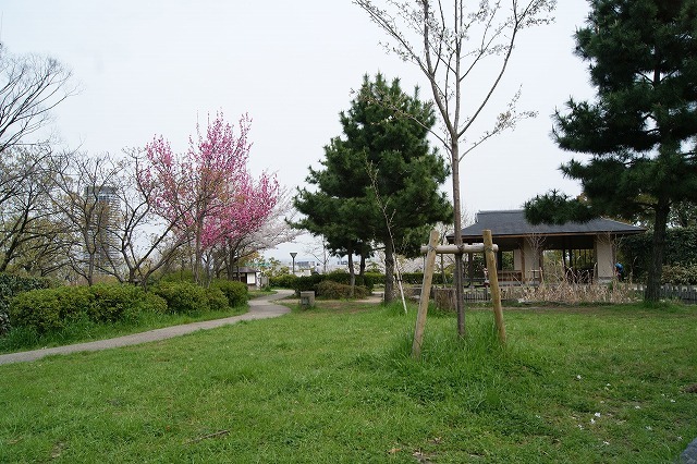 公園　片山公園（公園）まで900m