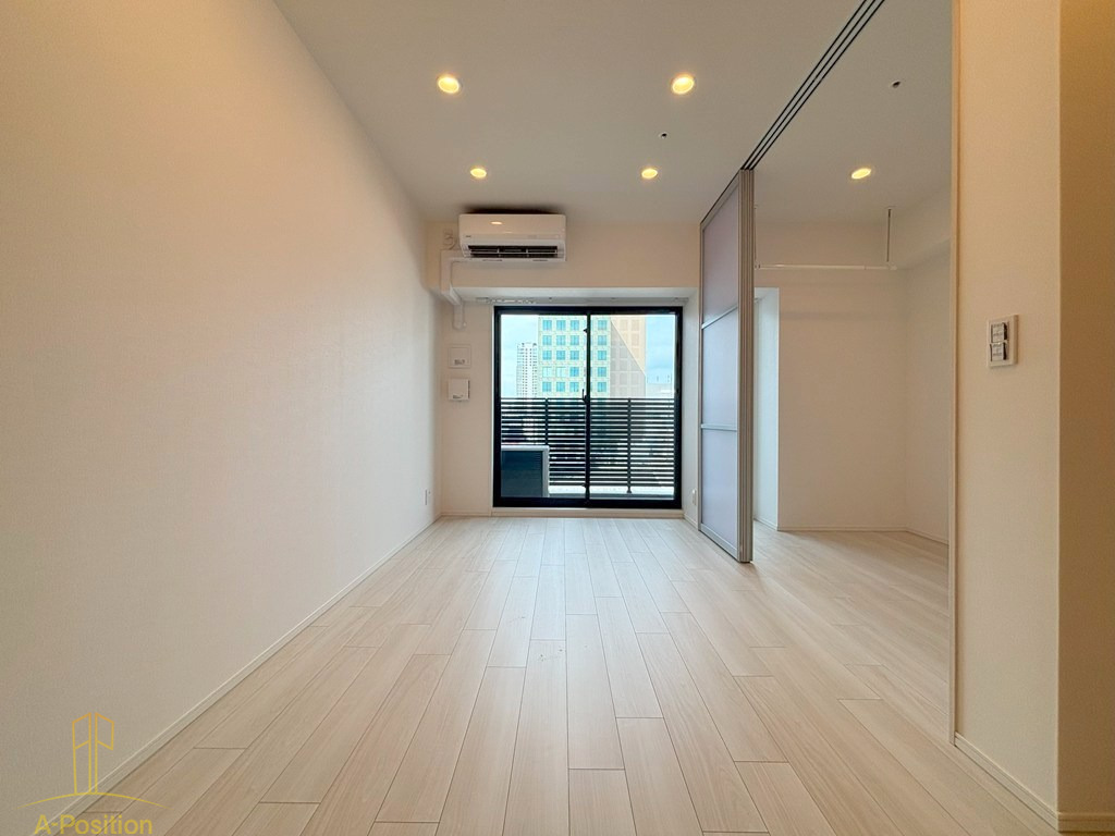 居室・リビング　コンフォリア・リヴ北浜淡路町