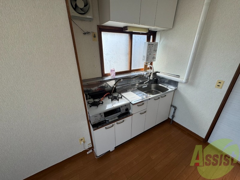 キッチン　キッチンはスペースも広々していて使いやすそうですよ！