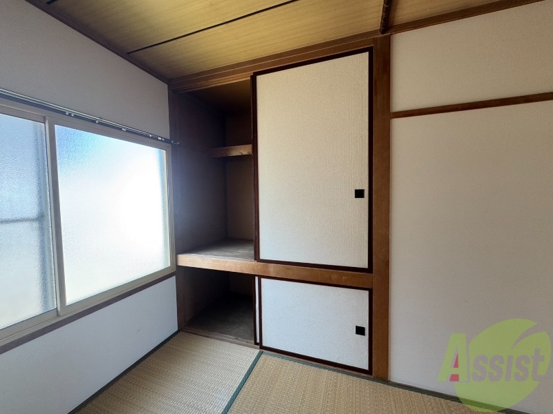 収納　こちらは収納です。物をしまう事ができますね！