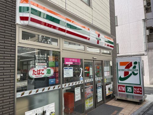 コンビニ　セブンイレブン 三軒茶屋病院前店（コンビニ）まで227m