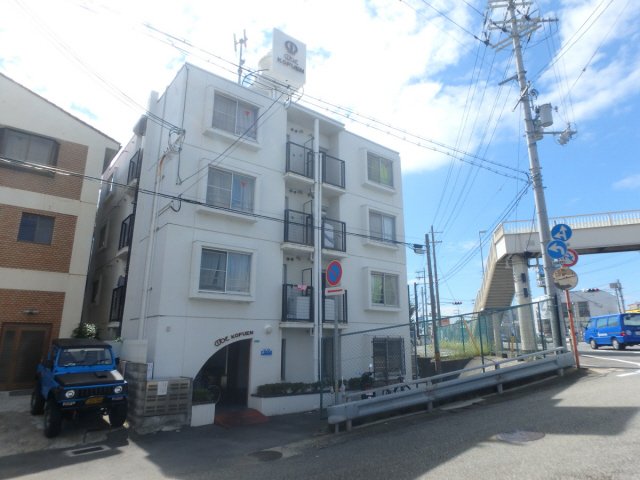 建物外観　外はこのようになっています