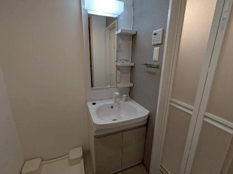 洗面設備　洗髪洗面化粧台