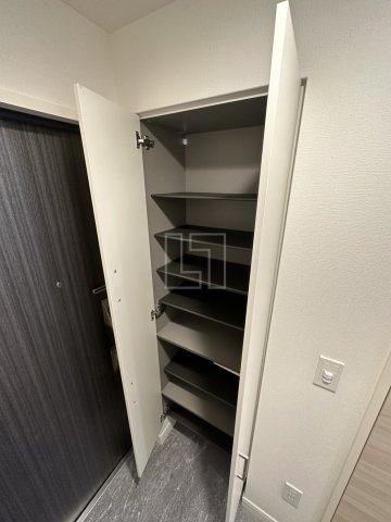 収納　サザンクレストなんば南　シューズボックス