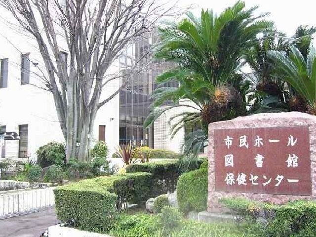 図書館　弥冨図書館（図書館）まで1900m